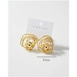 Стильные серьги