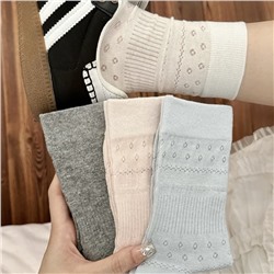 Creamy summer thin breathable knee socks flower-shaped, mid-length