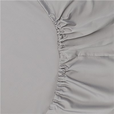 Простыня на резинке из премиального сатина серого цвета из коллекции Essential, 200х200х30 см