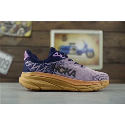 HOKA CHALLENGER ATR 7