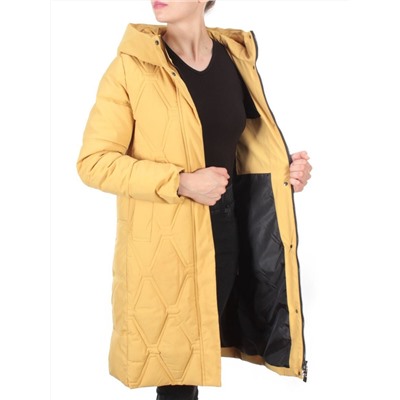 2158 MUSTARD Пальто зимнее облегченное  женское YINGPENG (150 гр. холлофайбер)