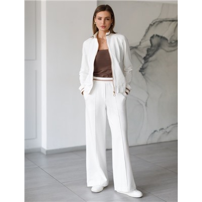 Бомбер среднего объема из футера двухнитки с эластаном