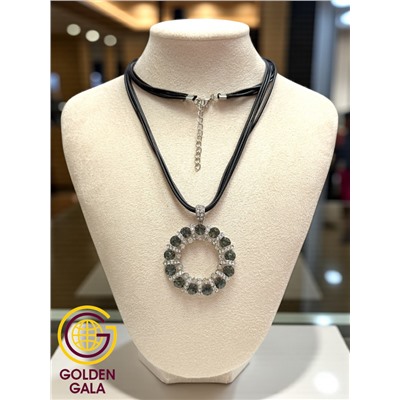 Кулон на кожаном шнурке "Женская грация" Арт КШ2130/18