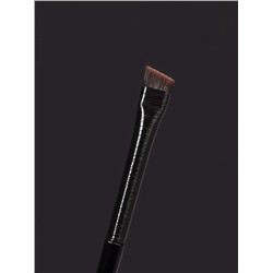 Кисть для макияжа бровей и глаз, плоская, 14±1 см, чёрная