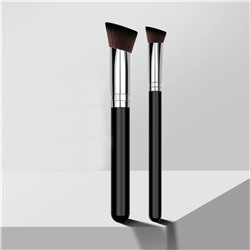 Kristaller Профессиональная треугольная кисть для макияжа средняя / Beauty Brush, черный