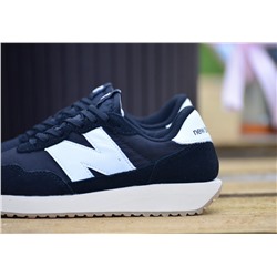 New Balance cl runner TM из натуральной замши и нейлона