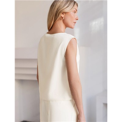 Топ c вырезом лодочка из плотного лиоцелла