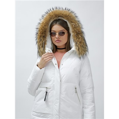 Куртка женская зимняя с мехом енот премиум класса белого цвета 3322_1Bl