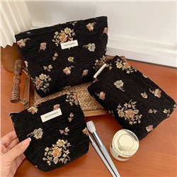 Capacious three dimensional cosmetic bag, retro organizer bag, small bag, flowered