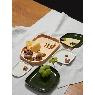 Набор из 5-ти сервировочных тарелок на деревянном подносе Sorrento