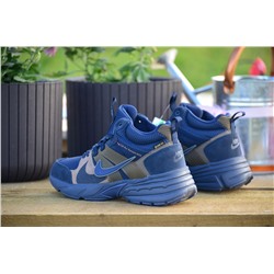 Зимние Nike из натуральных и синтетических материалов