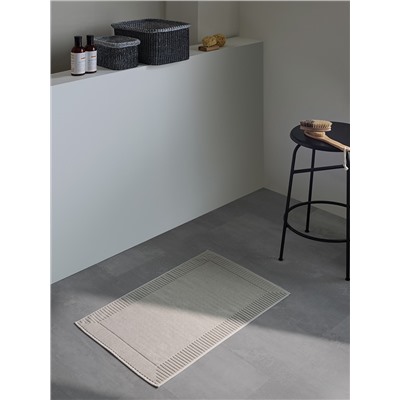 Коврик для ванной с фактурным бортиком бежево-серого цвета из коллекции Essential, 50х80 см