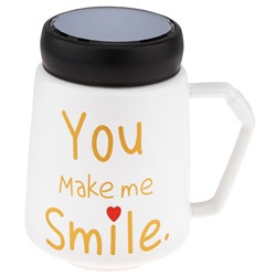 Кружка фарфоровая "Признания" "You make me smile" 600мл, д9,5см h13,3см, матовая глазурь, деколь с золотом, цвет - белый, пластмассовая, винтовая крышка, герметичная, с силиконовым уплотнителем, д/горла 6,6см, д/основания 5,6см, в подарочной коробке