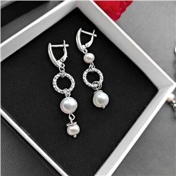 Серьги асимметрия с жемчугом в белом металле