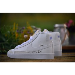 Nike Blazer Mid 77 SE из натуральной прочной кожи