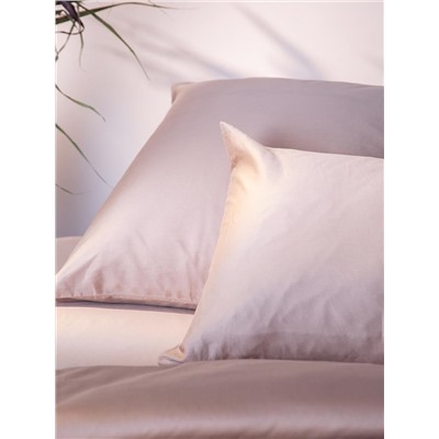 Набор наволочек из премиального сатина бежевого цвета из коллекции Essential, 70х70 см