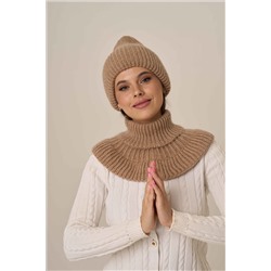 Шапка вязаная из мохера женская