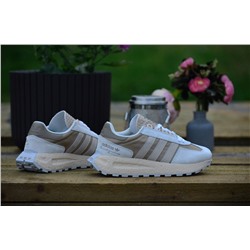 Adidas Retropy E5 J из натуральной замши и нейлона