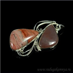 Брошь-кулон из яшмы уральской и халцедона в посеребрении 57*36мм.