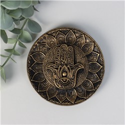 Подставка для благовоний полистоун «Рука Фатимы», золото, 9.8×9.8×1 см