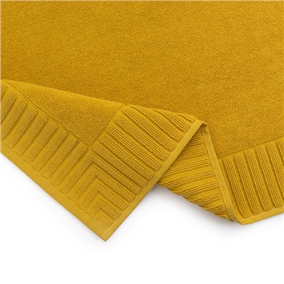 Коврик для ванной с фактурным бортиком цвета охры из коллекции Essential, 50х80 см