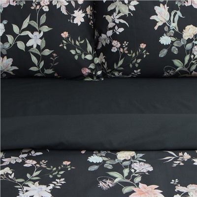 Постельное бельё Этель 1,5 сп Black flowers, 143х215 см, 150х214 см, 50х70 см -2 шт, мако-сатин 114г/м2