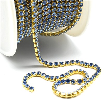 Цепочка стразовая 2мм цв.голубой на катушке 10м