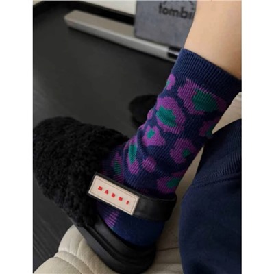 Retro small design knee socks, mid-length