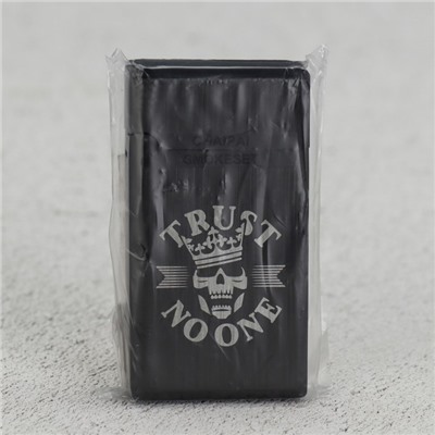 Зажигалка газовая Trust, 3.5 × 6.8 см.