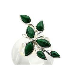 Кольцо женское с малахитом искусственным Трилистник 17*32мм размер 18, 4г