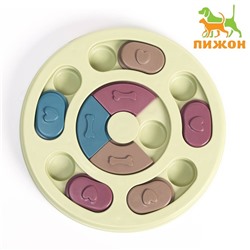 Игрушка интеллектуальная для лакомств, 14 х 3 см, зелёная