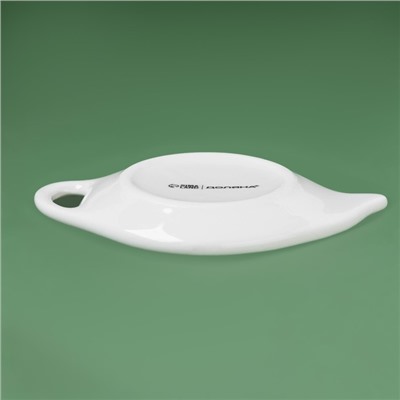 Подставка под чайный пакетик новогодняя Доляна «Приближение чуда», доломит, 12×9.5 см, белая