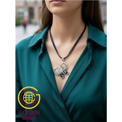 Кулон на кожаном шнурке "Женская грация" Арт КШ2130/20