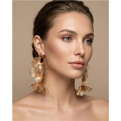 Стильные серьги