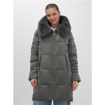 Пальто зимнее утепленное с мехом и капюшоном тренд темно-зеленого цвета 7630TZ