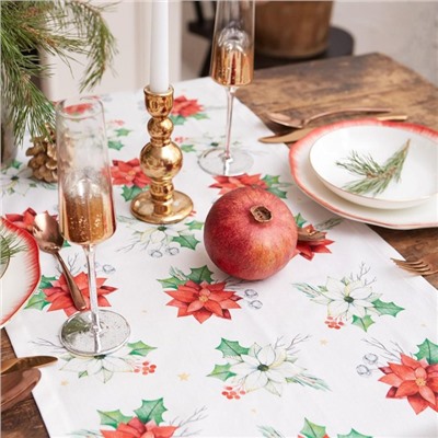 Дорожка на стол новогодняя Christmas red flowers 40×147 см, 100% хлопок, саржа 190г/м², белая