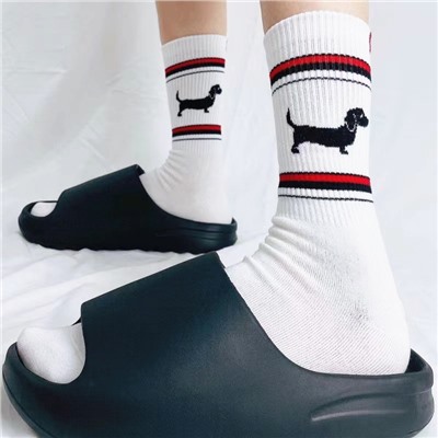 Tide, classic cartoon cotton knee socks for men and women, mid-length