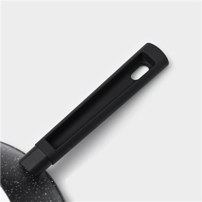 Сковорода Доляна «Первый дом», d=28 см, h=8 см, кованый алюминий, индукция, чёрная