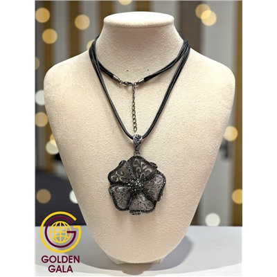 Кулон на кожаном шнурке "Женская грация" Арт КШ2130/14