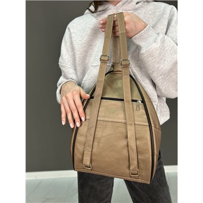 Сумка-рюкзак женская из телячьей кожи