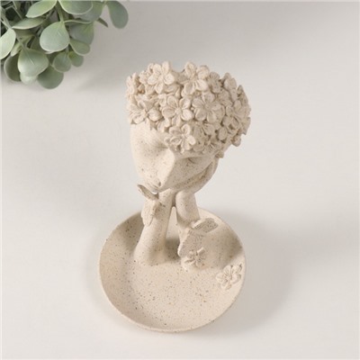 Фигурка - подставка для мелочей полистоун «Бюст. Девушка с цветами на голове», белый в крапинку, 9.5×9.5×18.5 см