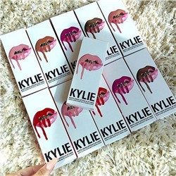 Помада Kylie Holiday Edition Matte Liquid Lipstick & Lip Liner 2 in 1 (упаковка 12 шт)