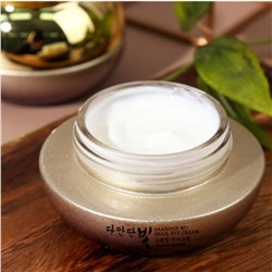 Jigott Питательный крем для век с муцином улитки / Daandan Bit Snail Eye Cream, 50 мл