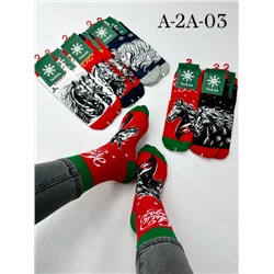 ❄️☃️🎄🧦НОВОГОДНИЕ Мужские носки 🧦 🎄☃️❄️ Размер 41-47 Хлопок 💥 В упаковке 5 пар, разные цвета Только упаковкой На фото все рисунки указаны Цена 275₽