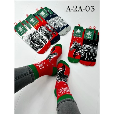 ❄️☃️🎄🧦НОВОГОДНИЕ Мужские носки 🧦 🎄☃️❄️ Размер 41-47 Хлопок 💥 В упаковке 5 пар, разные цвета Только упаковкой На фото все рисунки указаны Цена 275₽