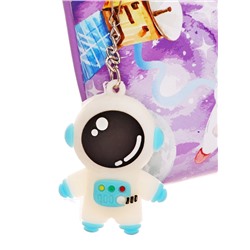 Пенал школьный на молнии  Космонавт, с подвеской