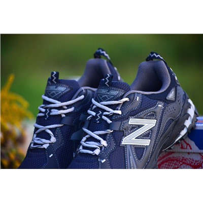 New Balance 610 из прочных смешанных материалов