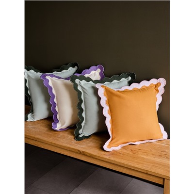 Чехол на подушку с контрастным кантом зеленого цвета из коллекции Trendy Ruffles, 40х40 см