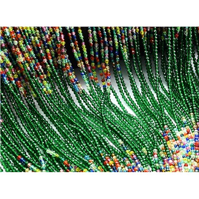 Бусины из шпинели шарик гр.2мм цв.изумрудный, ассорти, 37см, 197 бусин