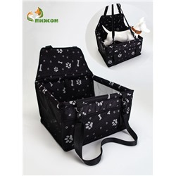 Автокресло для животных 40*30*25 см, чёрное с белыми лапками и косточками
